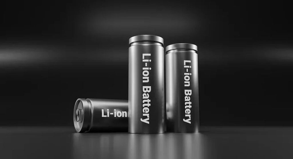 مختص: بطاريات الليثيوم تحتوي على مواد كيميائية خطرة ajel2F2025 12 182F4odygpod2FD8A8D8B7D8A7D8B1D98AD8A7D8AA D8A7D984D984D98AD