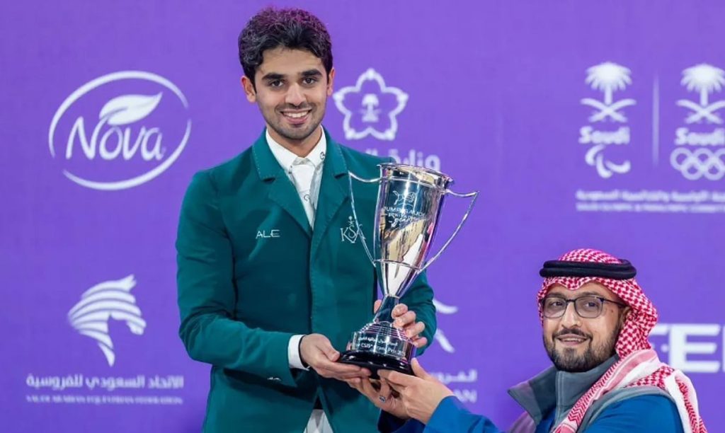 الفارس خالد المبطي يتوج بجائزة "قفز السعودية" الكبرى ajel2F2025 12 202Foso0eb502FCapture