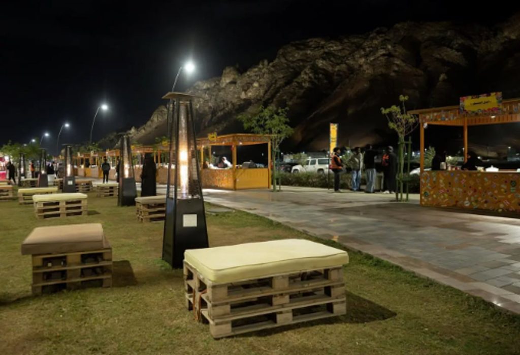 ajel2F2025 12 222F3in1xp262FCapture