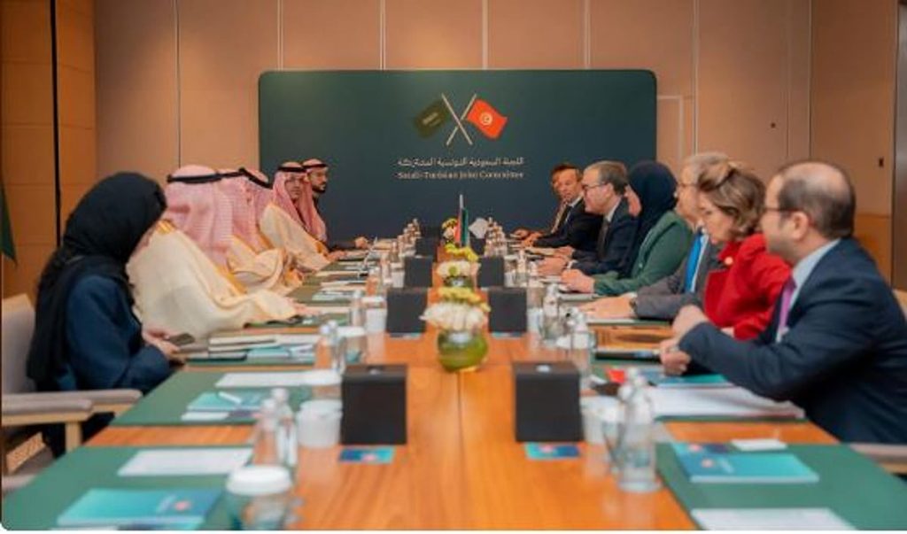 «الخريف» يبحث تعزيز التكامل الاقتصادي والصناعي بين المملكة وتونس ajel2F2025 12 282F70k0bgum2FCapture