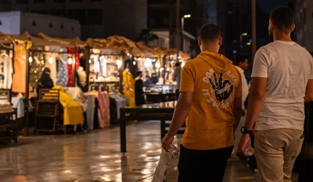 "جدة التاريخية" تُفعّل بسطات شارع الذهب لإحياء حضورها الثقافي والاجتماعي ajel2F2025 12 292Ft9vpxkum2FCapture