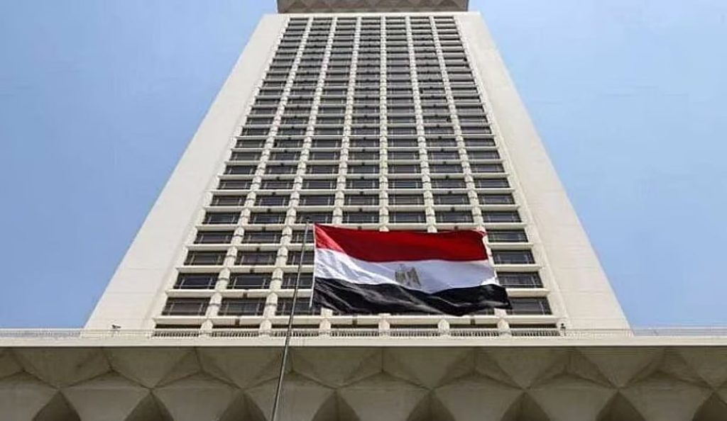 ajel2F2025 12 302Fyjh28zjh2F909090.avif