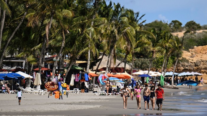 تم تحويل السياح الروس من فنزويلا إلى كوبا وسط تهديد الضربة الأمريكية https3A2F2Fd1e00ek4ebabms.cloudfront.net2Fproduction2F05ba367b 2e09 438b 9e4a a968d45567a9