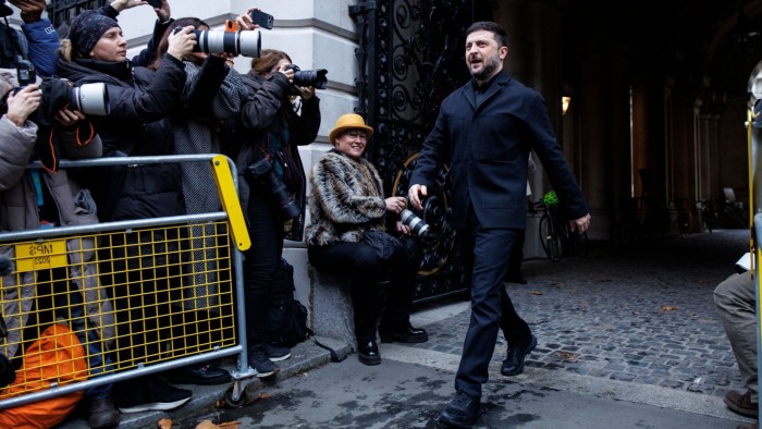 أوكرانيا تعرض التخلي عن مطلب العضوية في حلف شمال الأطلسي https3A2F2Fd1e00ek4ebabms.cloudfront.net2Fproduction2F5ad41e65 ea46 4527 be94 e3e79ffc5e9f