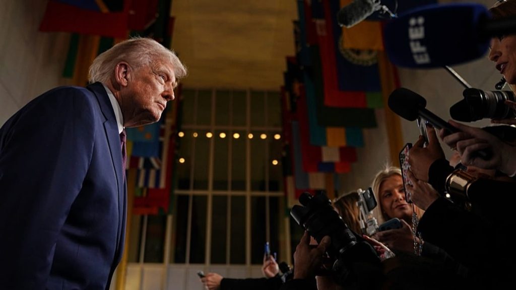 توصل الديمقراطيون والبيت الأبيض إلى اتفاق إنفاق لتجنب إغلاق الحكومة 1200x675 cmsv2 696f1554 5e3a 5591 95aa 4f50c366c5e0 9632150