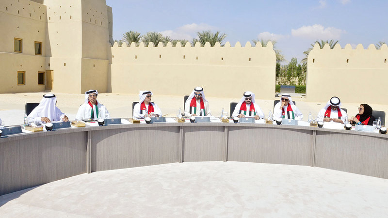 الجلسات الاستثنائية لمجلس الوزراء.. نموذج محمد بن راشد في قيادة الحكومة من الميدان 1767494262 image