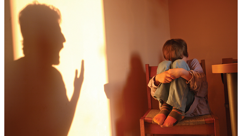 «دب» و«غبي» و«فاشل».. عنف لفظي يترك ندوباً نفسية لدى الأطفال 1767733639 image