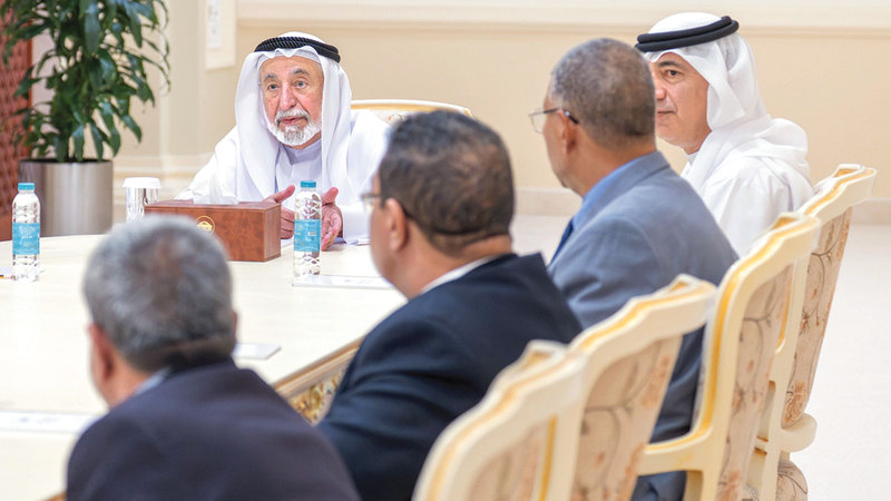 حاكم الشارقة: «بيوت الشعر» تستحق مزيداً من الضوء 1767751938 image