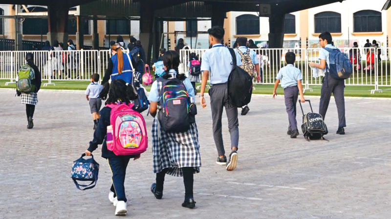 11:30 انصراف طلبة المدارس الخاصة يوم الجمعة في أبوظبي 1767925049 image