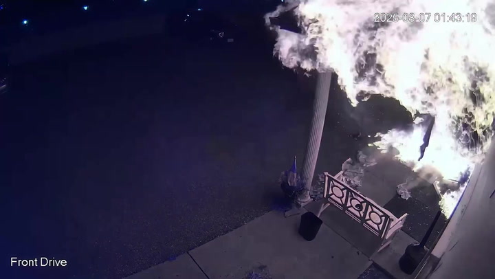 سيجارة رئيس الشرطة الأمريكي تسببت بحريق مدمر لدار المسنين 1768018448 image