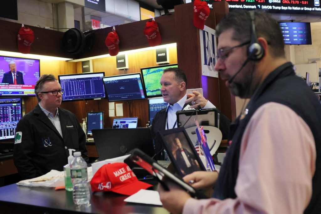 الأسهم تقفز بعد إعلان ترامب عن اتفاقية جرينلاند – مؤشر داو جونز يرتفع بنحو 600 نقطة 1769031830 0x0