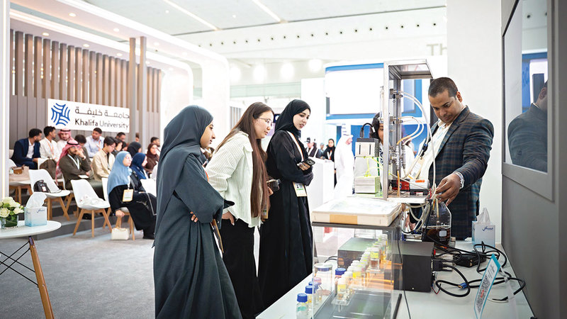 باحثون يبتكرون جهازاً يفرز النفايات ذاتياً بالذكاء الاصطناعي 1769304009 image