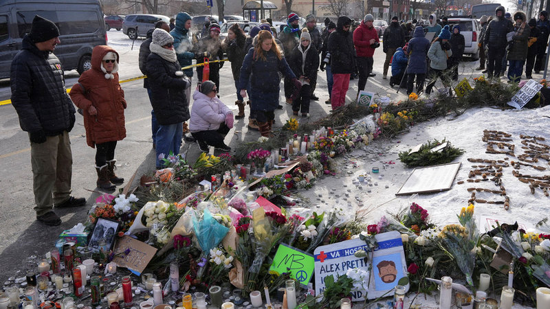 كلينتون وأوباما يدعوان الأميركيين إلى الدفاع عن قيمهم بعد أحداث مينيابوليس 1769473090 image