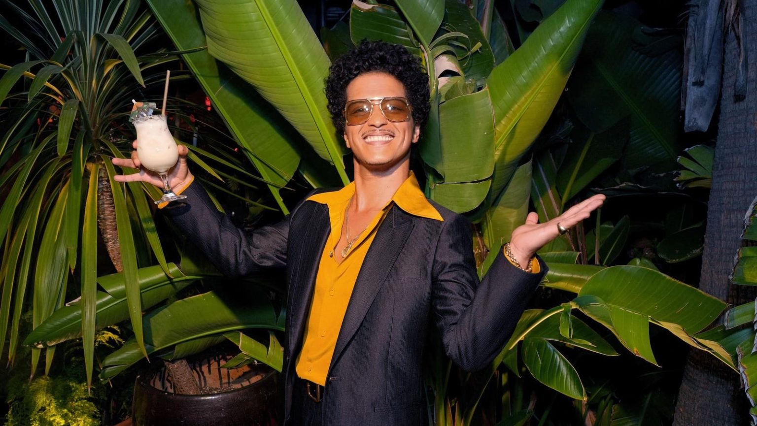 برونو مارس يضاهي جاستن بيبر وبيونسيه في أغنية جديدة 1769779417 0x0