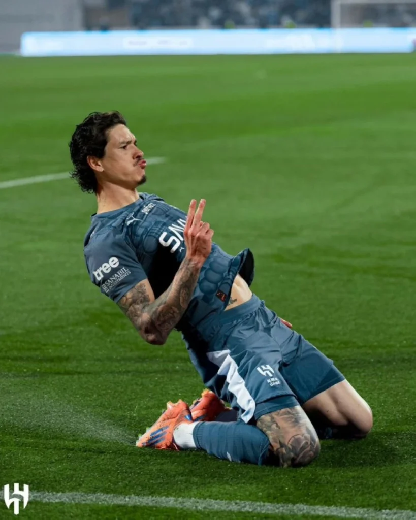 هيمنة «زعيم» 2641317.webp