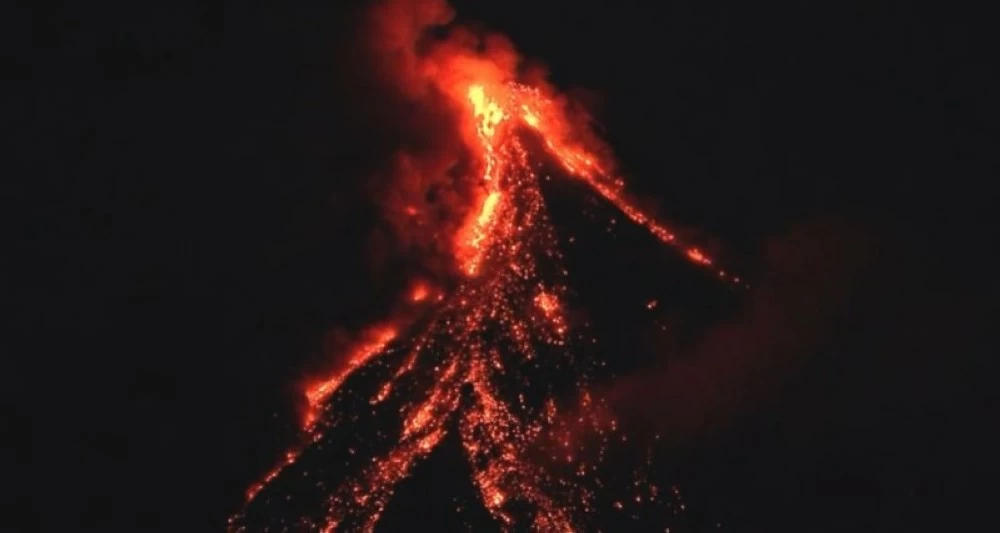 سيميرو يثور مجدداً.. أنهار حارة تمتد 4 كيلومترات – أخبار السعودية 2643713.webp