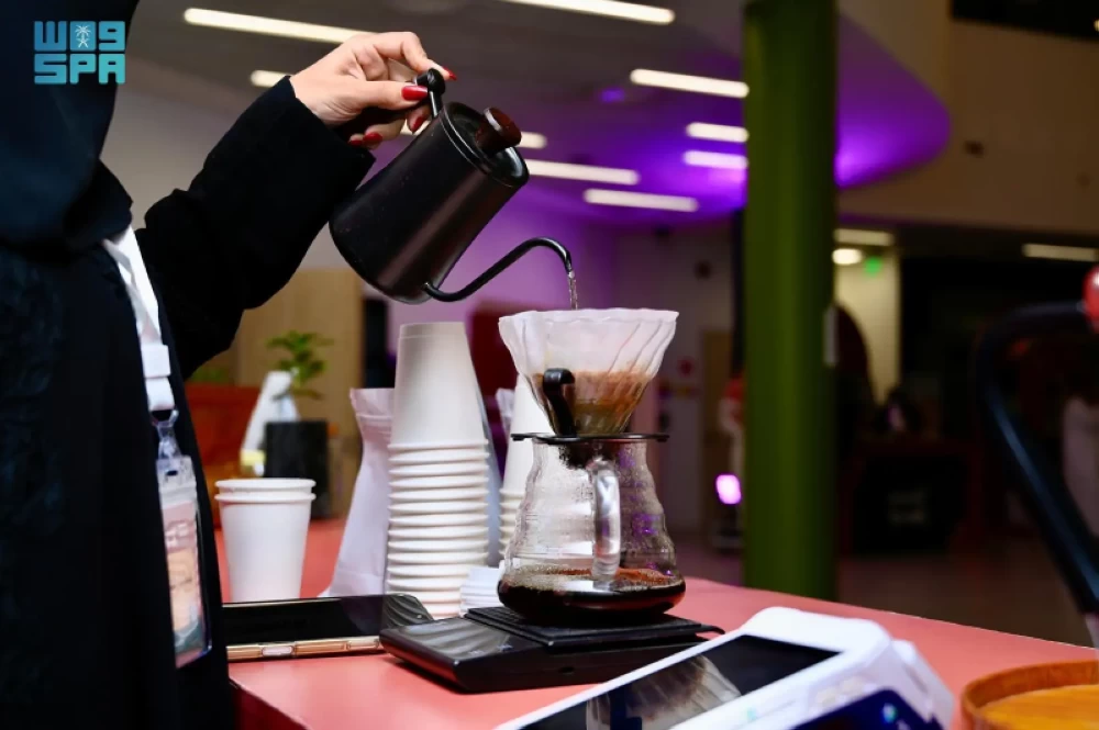 القهوة من «الحبة» إلى «الفنجان».. فعالية في فنون التحميص و التحضير! – أخبار السعودية 2651452.webp