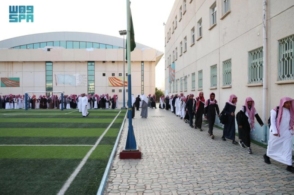 «التعليم» تمنع منسوبيها من استخدام صفاتهم الوظيفية في «المنصات» وتلغي «المتحدث الرسمي» في الإدارات – أخبار السعودية 2654004.webp