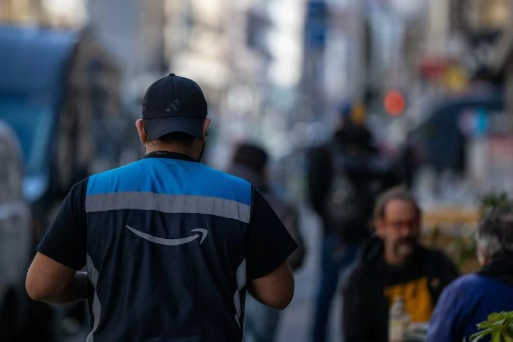 إغلاق متاجر وتسريح 16 ألف موظف.. «أمازون» تعيد هيكلة نفسها – أخبار السعودية 2654015.webp