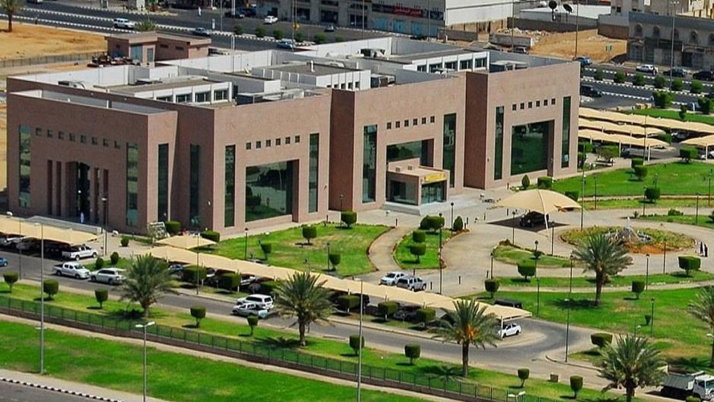 أمانة تبوك تنفذ أكثر من 19 ألف جولة رقابية على المباني ajel2F2022 012F35fceddd d91e 4ec9 834b f612aeb082232FUntitled 1