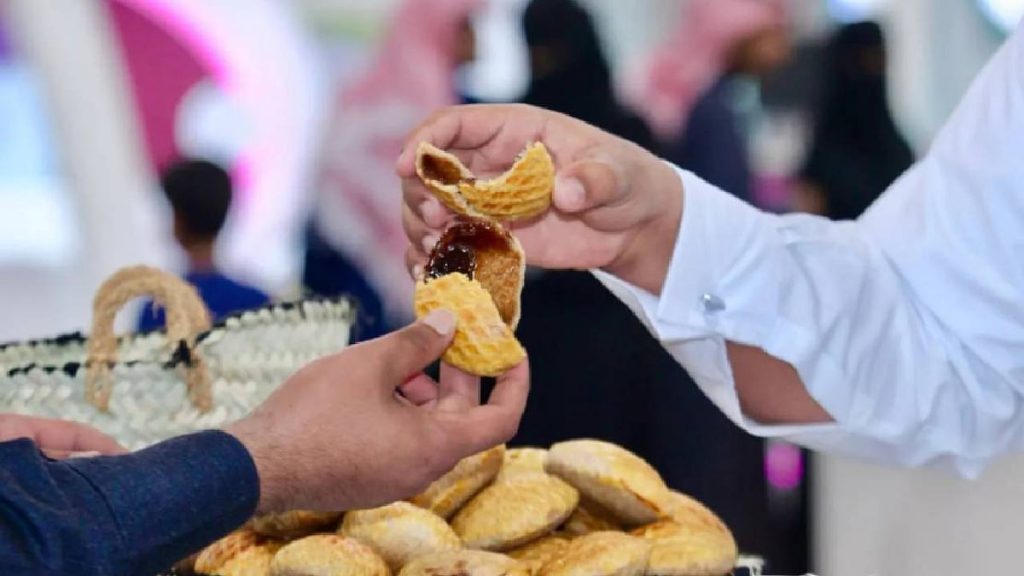 مهرجان الكليجا ببريدة.. علامة بارزة في خارطة المهرجانات الشعبية بالمملكة ajel2F2022 012Fb176b6f5 e084 45ea 87ba 78790167cf952F 2022 01 24T160232 572