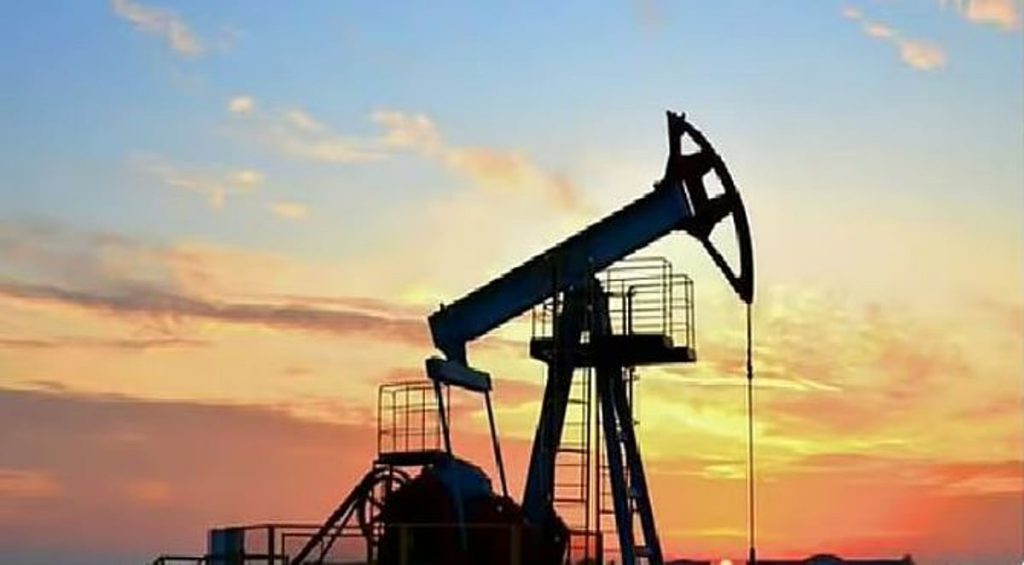 تراجع أسعار النفط وسط توقعات بزيادة الإنتاج الفنزويلي ajel2F2026 01 062Fhud98ugm2FCapture