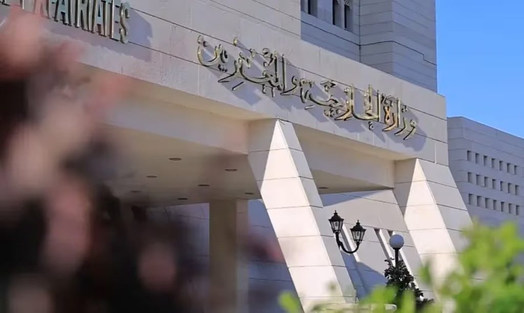 الخارجية السورية: “قسد” انتهكت اتفاقيات أبريل انطلاقا من حيي الشيخ مقصود والأشرفية في حلب ajel2F2026 01 102Fjja8qyns2FD8A7D984D8AED8A7D8B1D8ACD98AD8A9 D8A7D984D8B3D