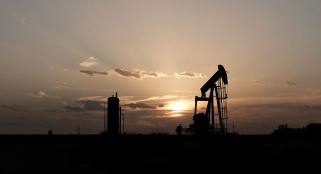 تباين أسعار النفط مع استمرار المخاوف بشأن الإمدادات الأمريكية ajel2F2026 01 282F67rxubnw2FCapture