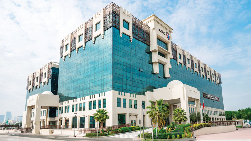 إلزام مدان اختلس 15 كيلوغراماً ذهباً بسداد 3.1 ملايين درهم 1771104966 image