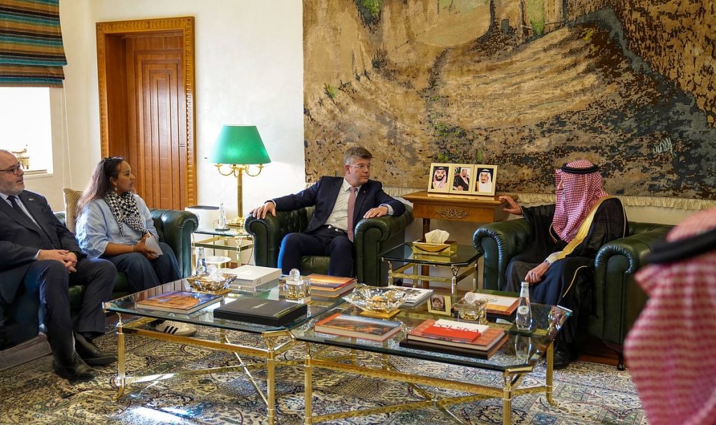 ajel2F2026 02 102Ft0erbimz2FHAzc6ePXEAADCJA